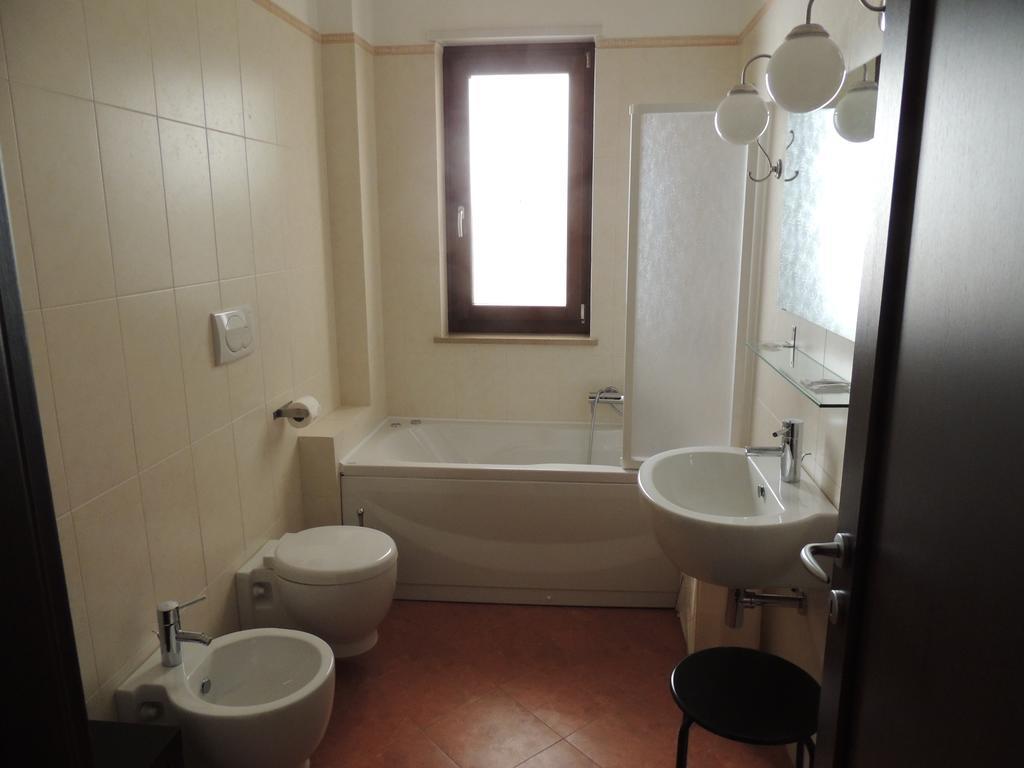 Hotel Domus Taranto Unica Sede Chambre photo